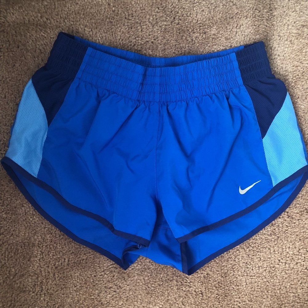 nike shorts